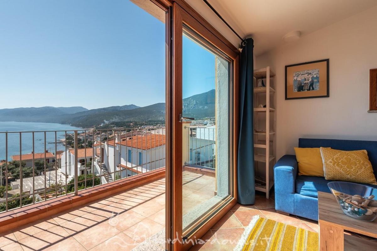 Casa Con Vista Mare Villa Cala Gonone Exterior photo