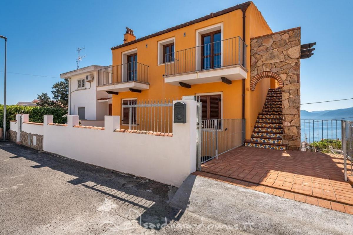 Casa Con Vista Mare Villa Cala Gonone Exterior photo